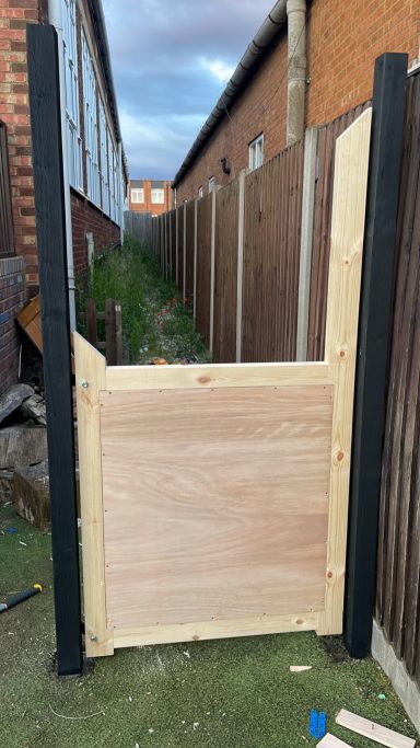 Secure gate for children